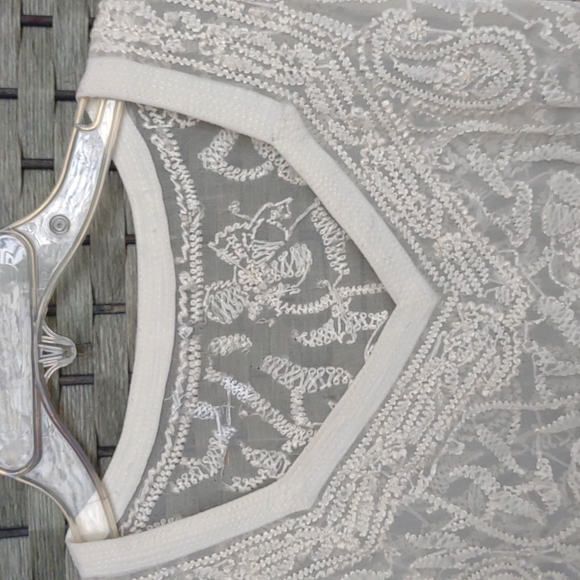 Women's cream sheer tunic - Picture 3 of 12